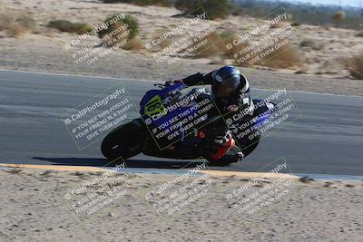 media/Jan-14-2024-SoCal Trackdays (Sun) [[2e55ec21a6]]/Turn 10 Inside (110pm)/